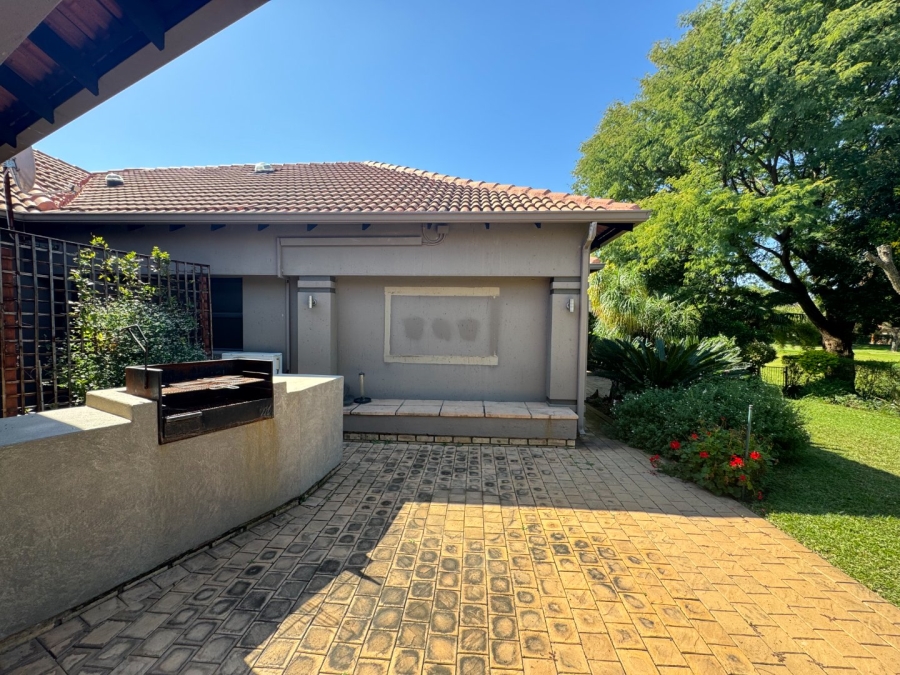 To Let 4 Bedroom Property for Rent in Pecanwood Estate North West